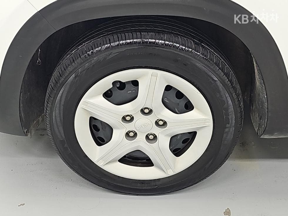 Kia Seltos1.6 Diesel 2WD Trendy - 18