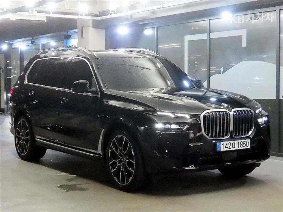 BMW X7(G07) xDrive 40i M Sport - Image 1