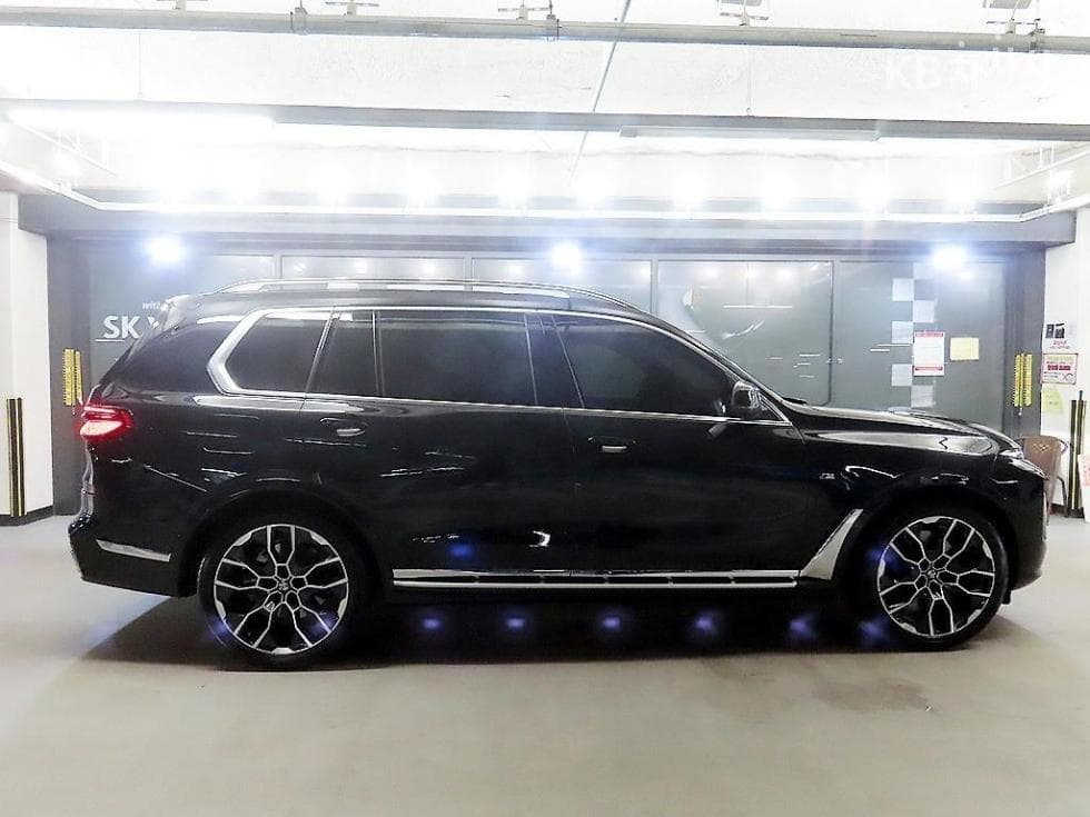 BMW X7(G07)xDrive 40i M Sport - 3