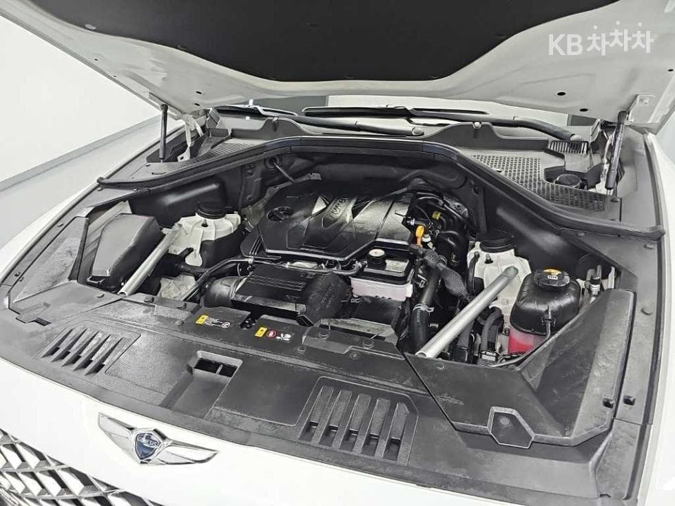 Genesis GV802.5 Turbo Gasoline AWD - 5
