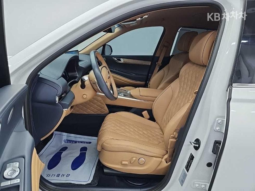 Genesis GV802.5 Turbo Gasoline AWD - 11