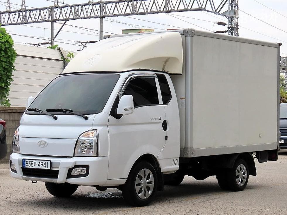 Hyundai Porter 2LPG 하이Box Truck Extra Long Super Cab ModernPlus - 2