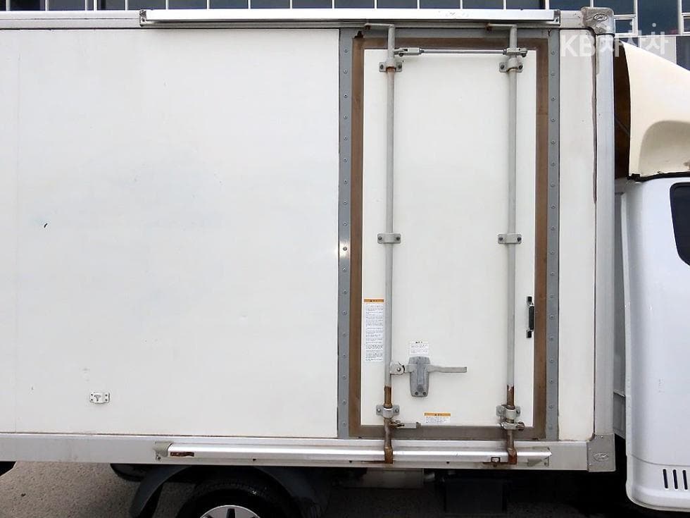 Hyundai Porter 2LPG 하이Box Truck Extra Long Super Cab ModernPlus - 6