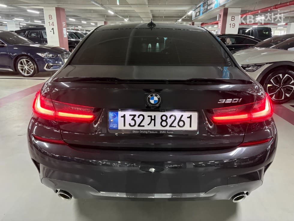BMW 3 Series (G20)320i M Sport - 3