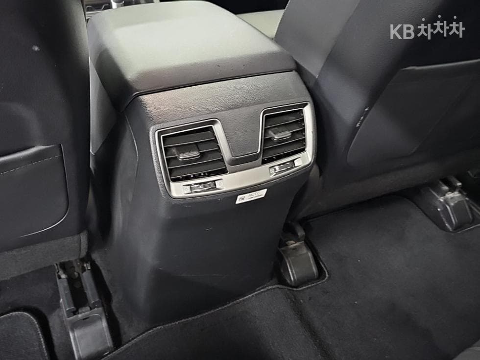 KG Mobility New Rexton Sports Khan2.2 AWD 쿨멘 Prestige - 13