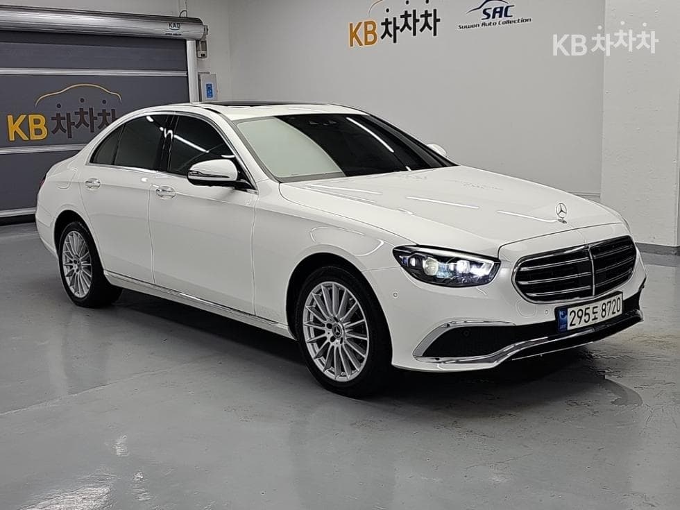 Mercedes-Benz E-Class (W213)E220d 4MATIC Exclusive - 4