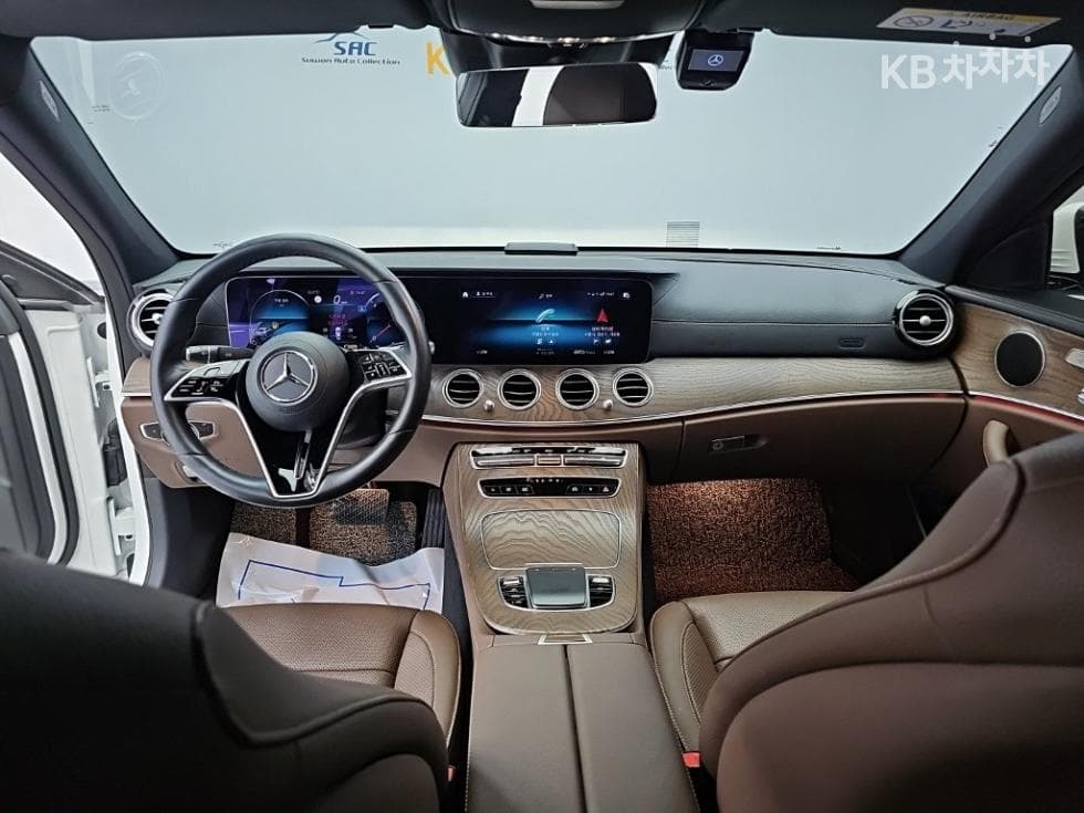 Mercedes-Benz E-Class (W213)E220d 4MATIC Exclusive - 7