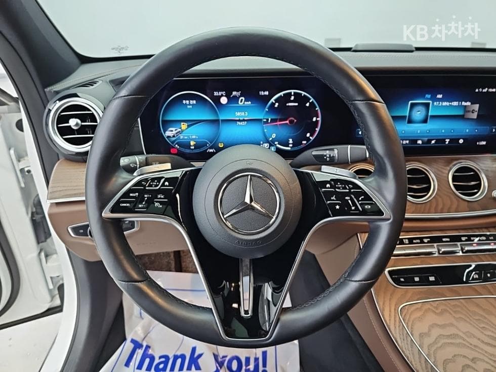 Mercedes-Benz E-Class (W213)E220d 4MATIC Exclusive - 9