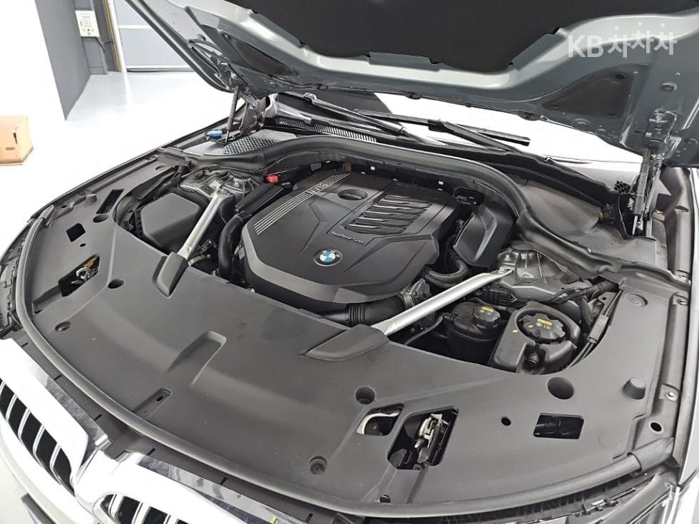 BMW Gran Turismo6 Series GT 630i xDrive Luxury - 5