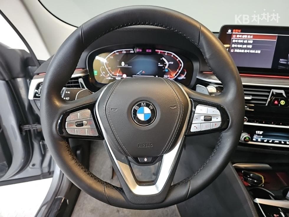 BMW Gran Turismo6 Series GT 630i xDrive Luxury - 9