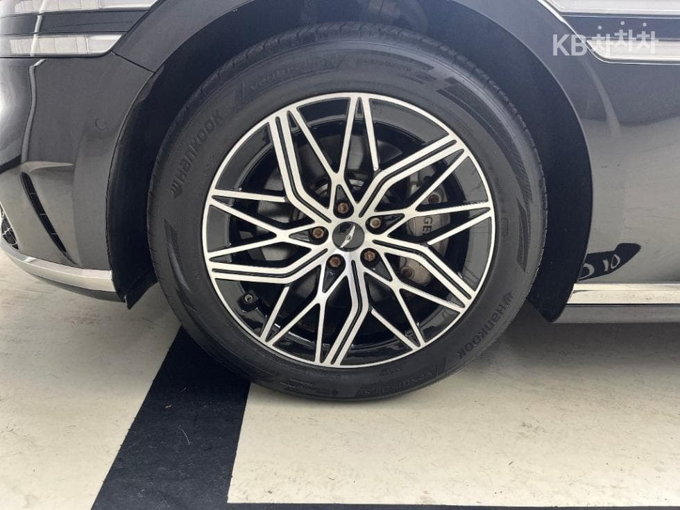 Дженезис G90(RS4)3.5T AWD Стандартен - 16