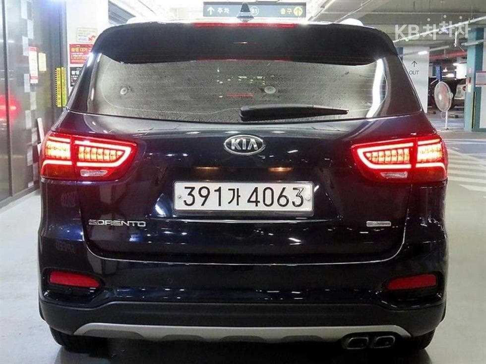 Киа The New (фейслифт) Sorento2.2 Дизел 2WD 마스터 Специал (специален признак/издание) - 5