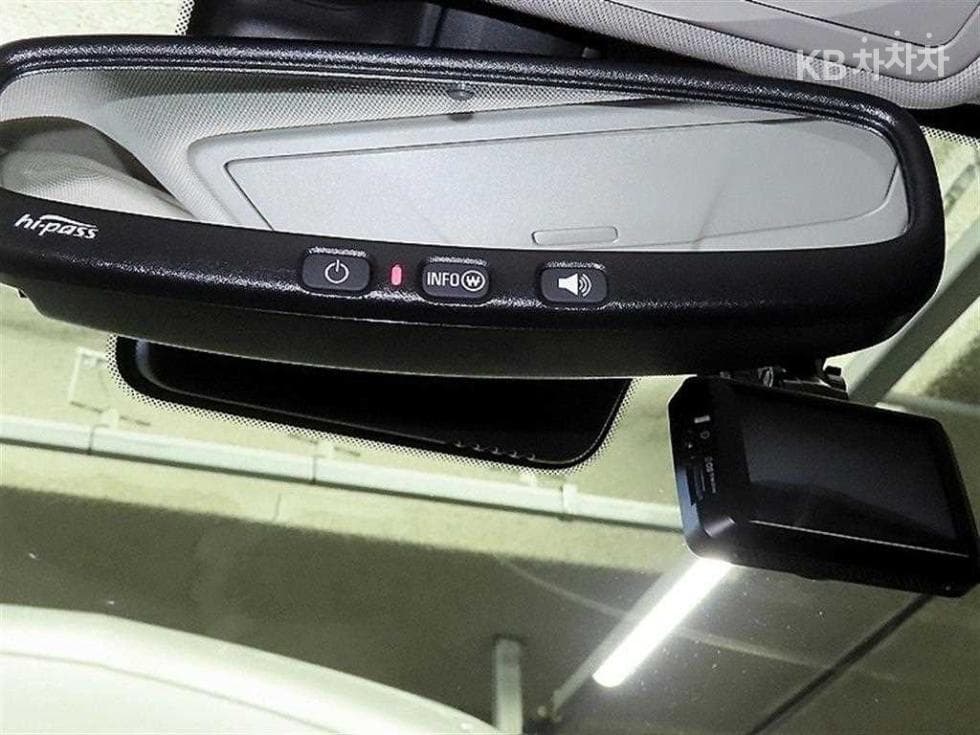 Джи Ем Корея Chevrolet Малібу2.0 LT Deluxe Pack - 17