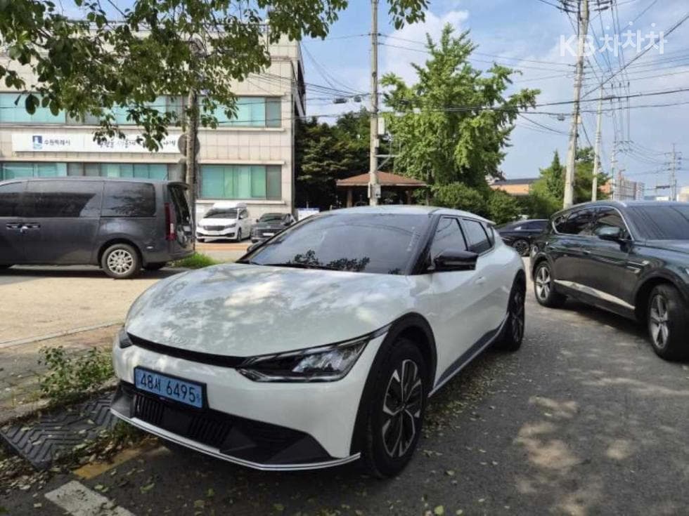 Киа EV6 롱 레Местен지 2WD Air - Image 1
