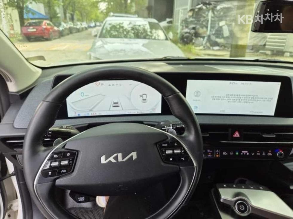 Киа EV6롱 레Местен지 2WD Air - 3