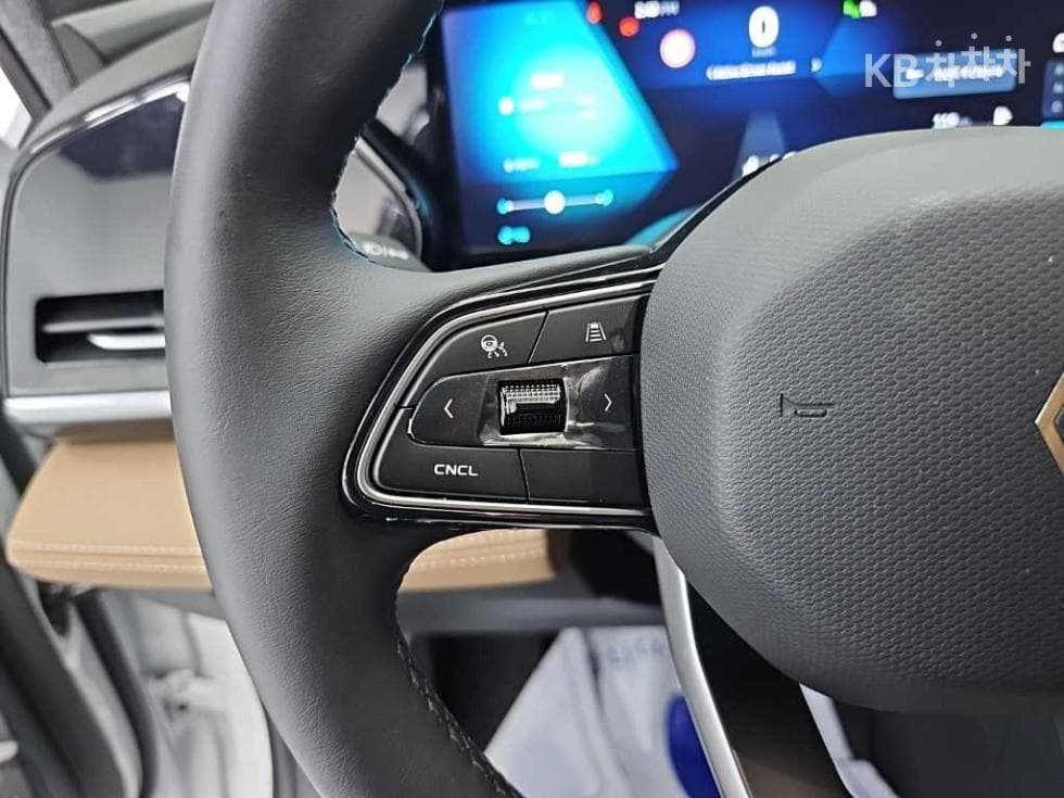 Renault Korea 그랑 콜레오스E-Tech Hybrid 아이코닉 - 17