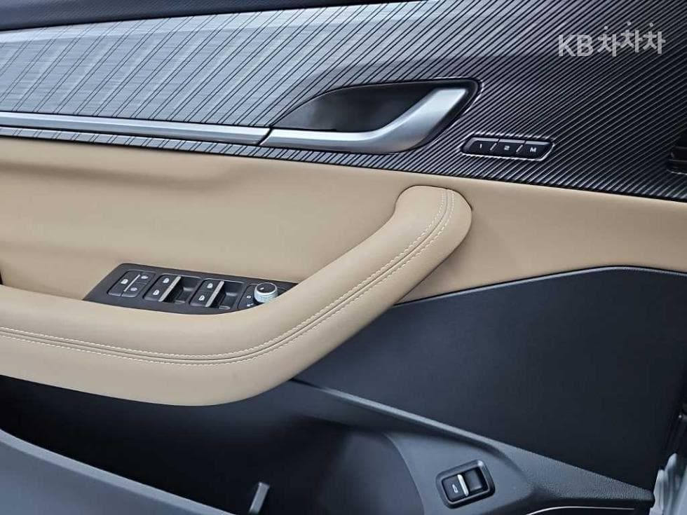 Renault Korea 그랑 콜레오스E-Tech Hybrid 아이코닉 - 19