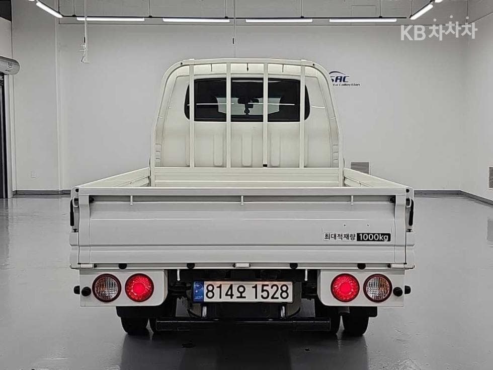 Kia The New (facelift) Bongo 3 (light truck)LPG 1 Ton Double Cab Extra Long 2WD L - 3