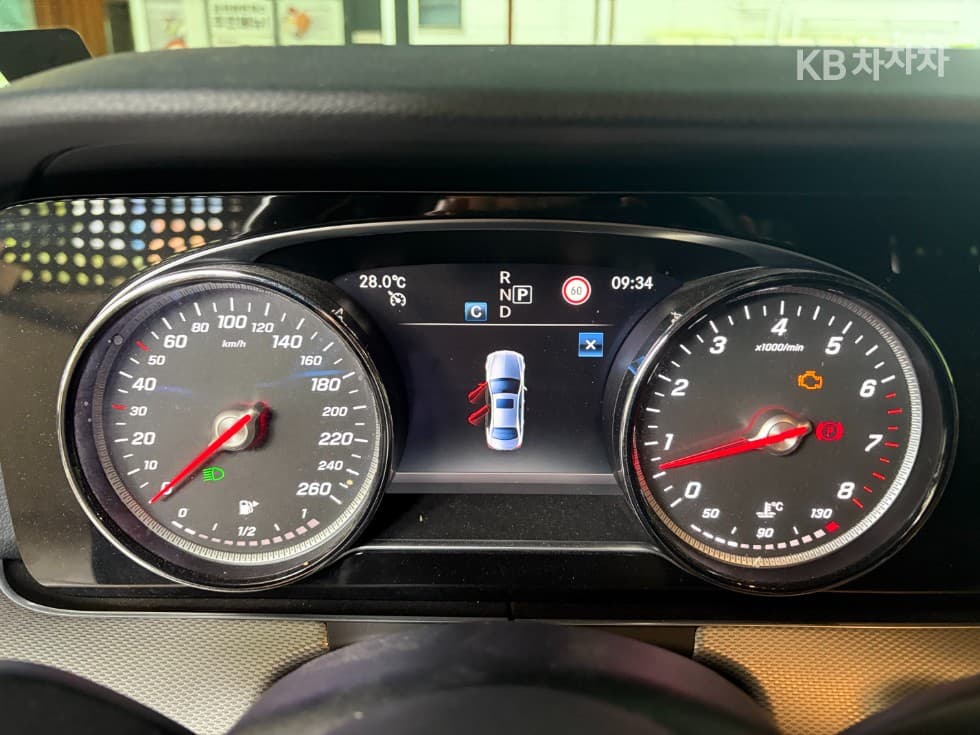 Mercedes-Benz E-Клас (W213)E300 Avantgarde - 3