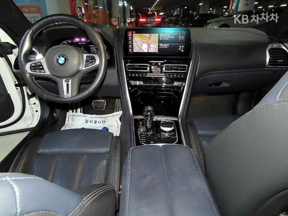 BMW 8시리즈 (G15)M850i xDrive Gran Coupe Стандартен - 10