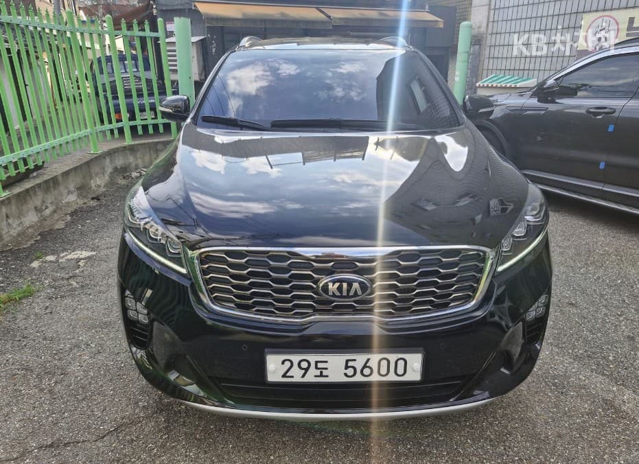 Киа The New (фейслифт) Sorento 2.0 Дизел 2WD Noblesse Специал (специален признак/издание) - Image 1
