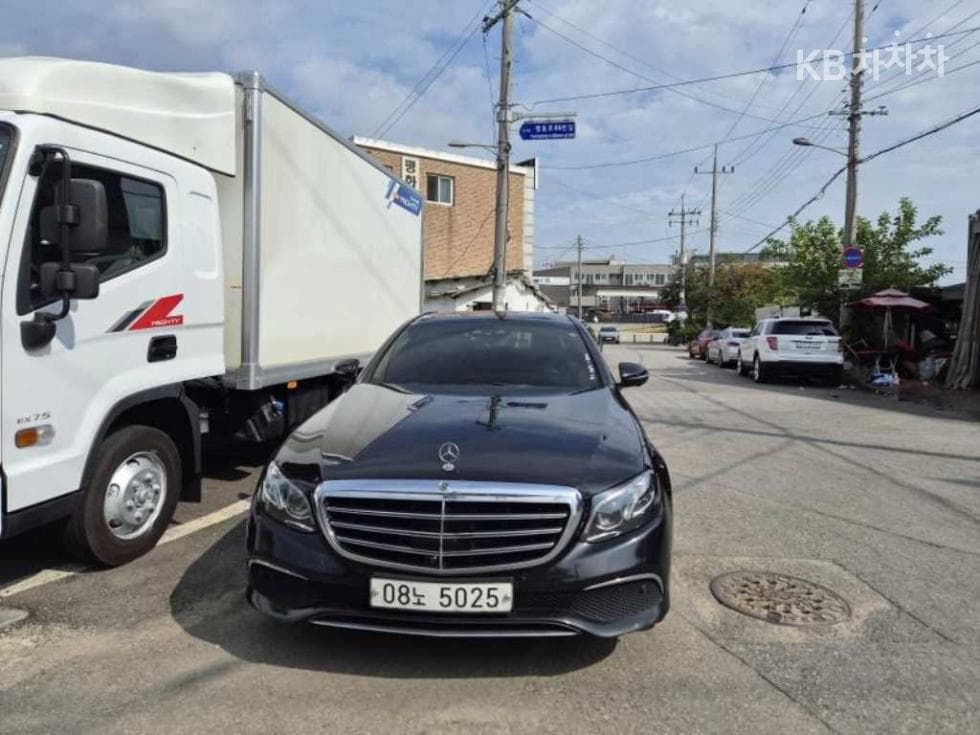 Mercedes-Benz E-Клас (W213)E400 4MATIC Exclusive - 2