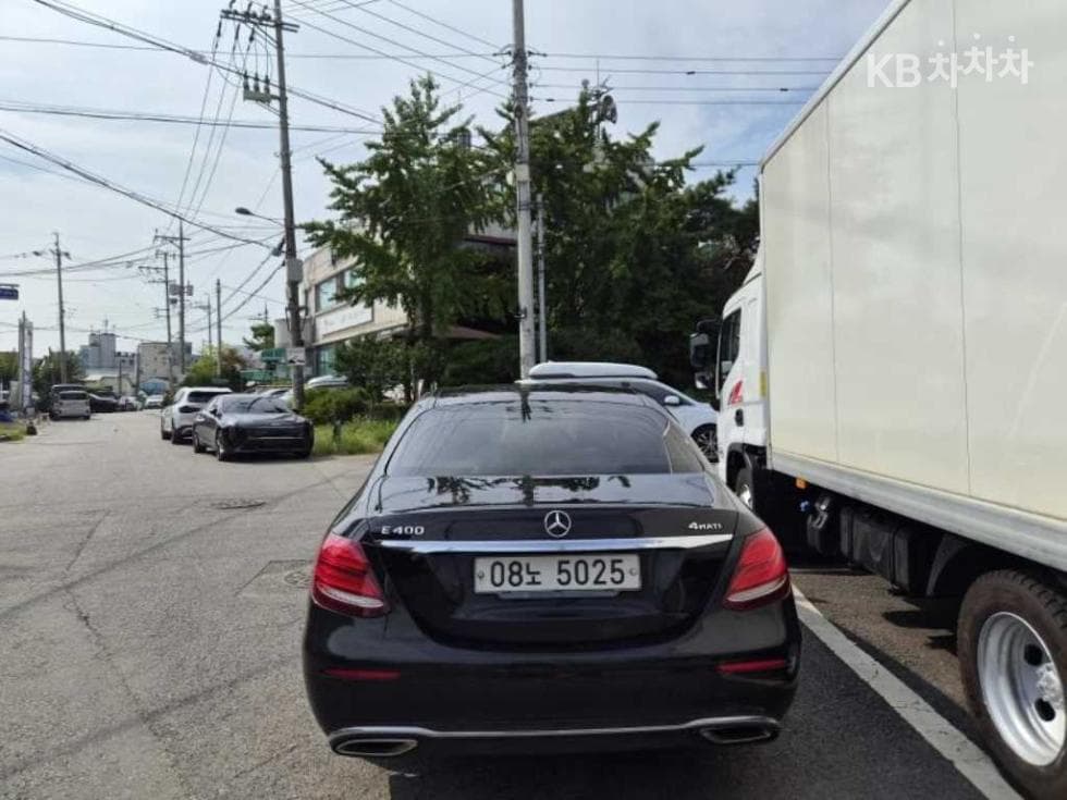 Mercedes-Benz E-Клас (W213)E400 4MATIC Exclusive - 4