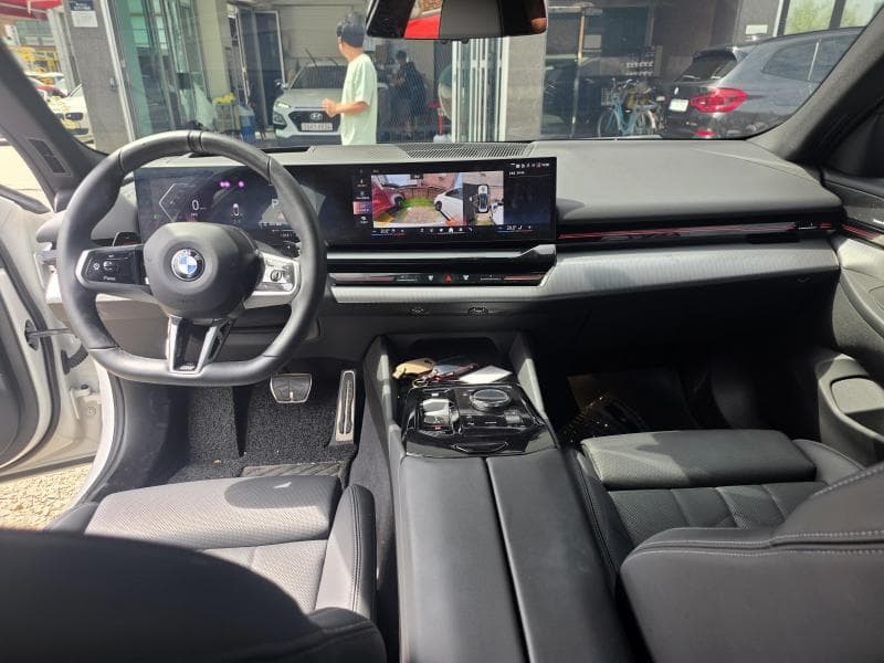 BMW Нов5 Серия(G60)520i M Sport - 6