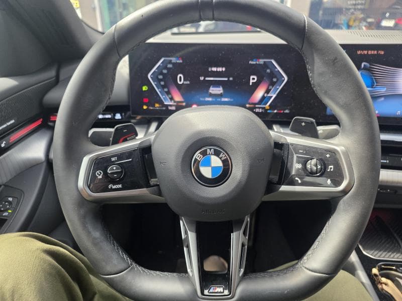 BMW Нов5 Серия(G60)520i M Sport - 15