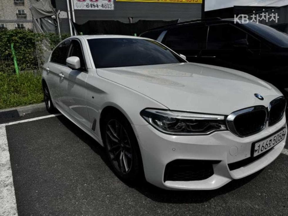 BMW 올New5 Series (G30)520d xDrive M Sport Package Plus - 2