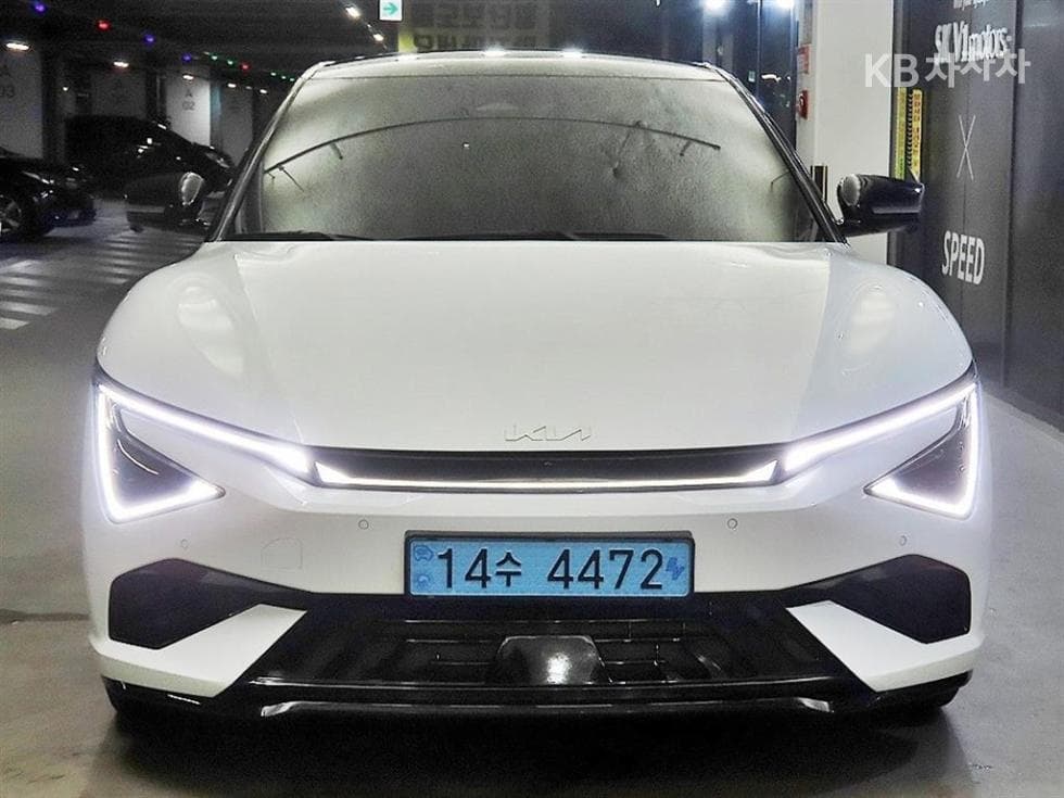 Киа EV6롱 레Местен지 4x4 GT-Line - 2