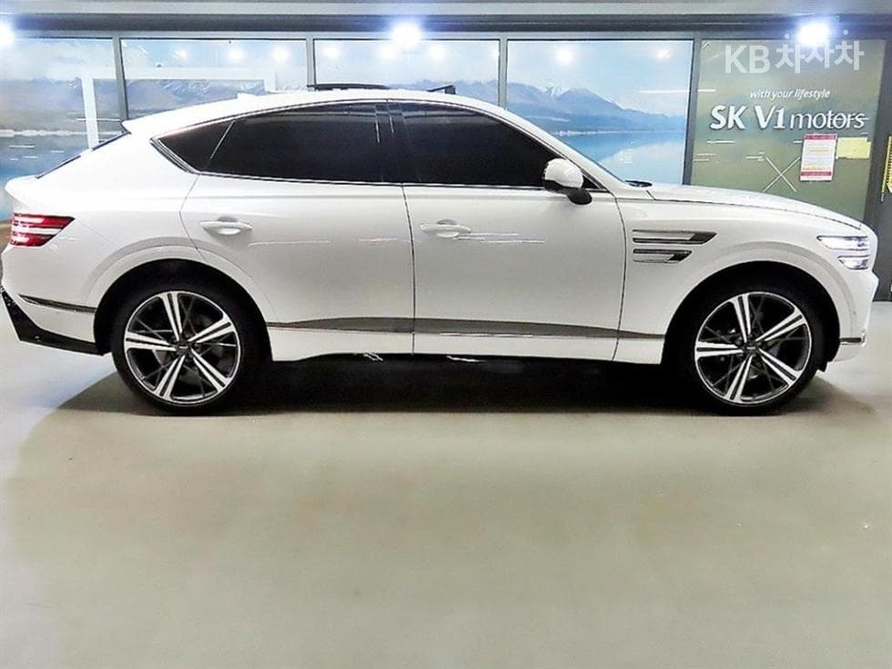 Дженезис GV80 COUPE2.5L бензин Турбо AWD Стандартен - 3