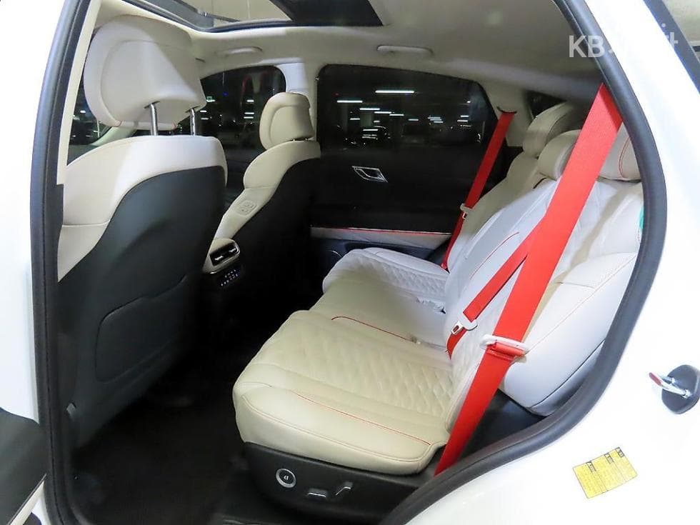Дженезис GV80 COUPE2.5L бензин Турбо AWD Стандартен - 7