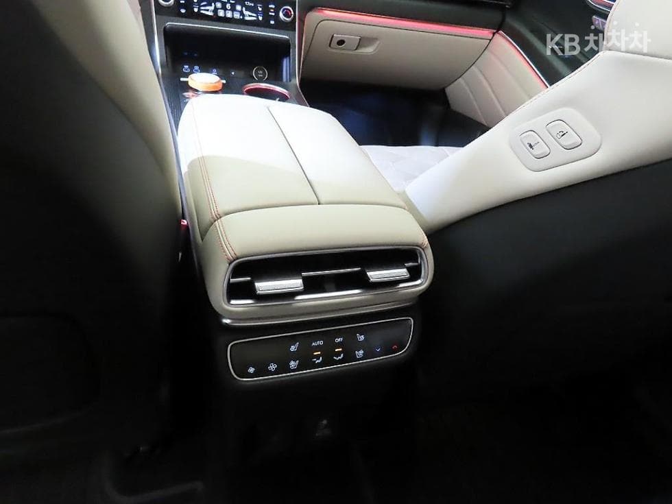 Дженезис GV80 COUPE2.5L бензин Турбо AWD Стандартен - 13
