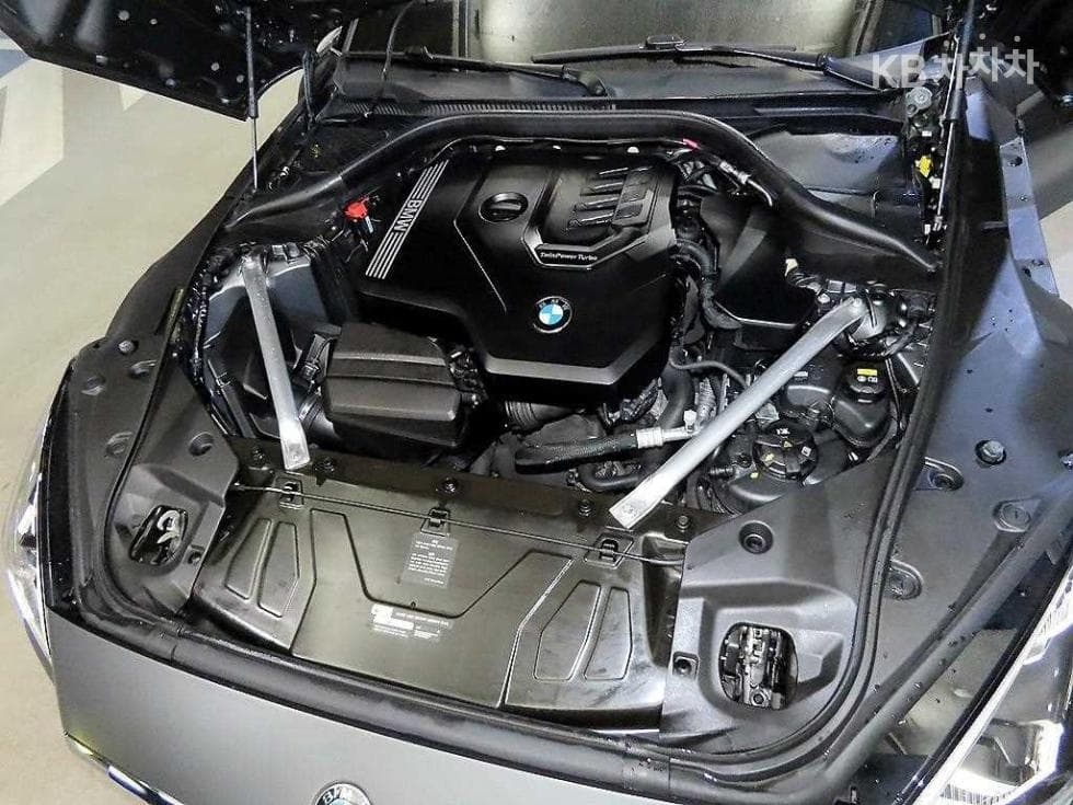 BMW All New Z4sDrive 20i M 스포츠 라Местен - 19