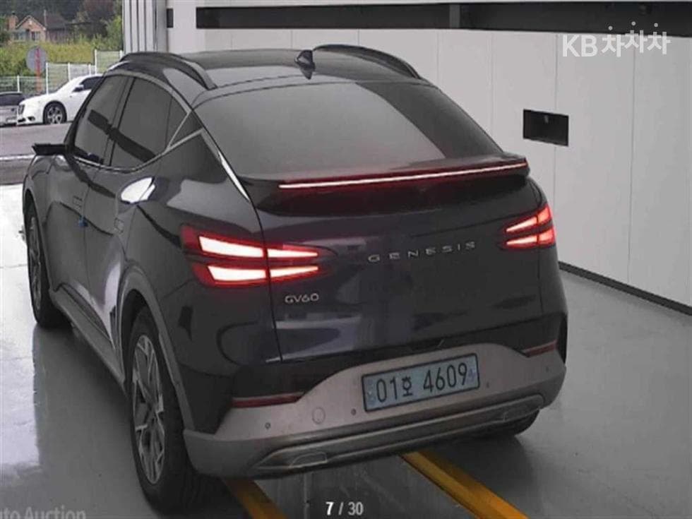 Дженезис GV60Стандартен AWD Стандартен - 6