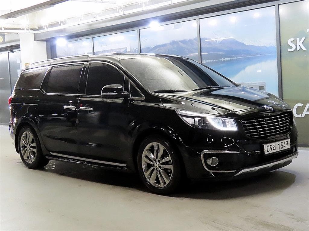 Киа All New Канивал 9-местен 2.2 Дизел Noblesse Специал (специален признак/издание) - Image 1