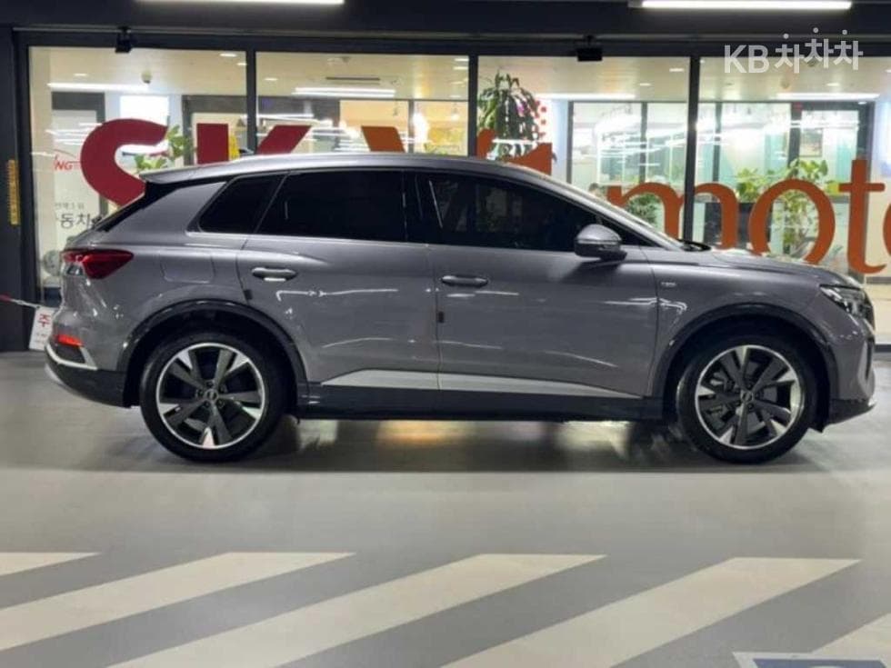 Ауди Q4 e-tron40 Premium - 5