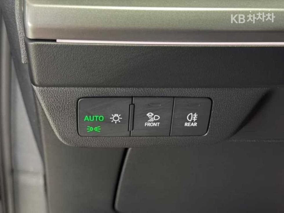 Ауди Q4 e-tron40 Premium - 14
