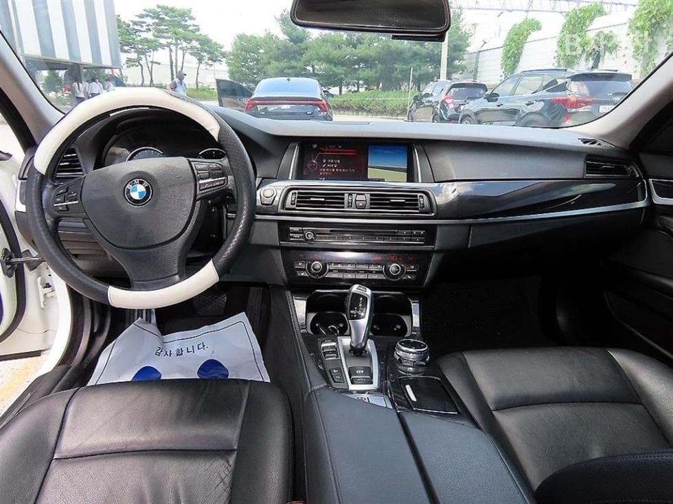 BMW Нов5 Серия520d xDrive F10 - 7