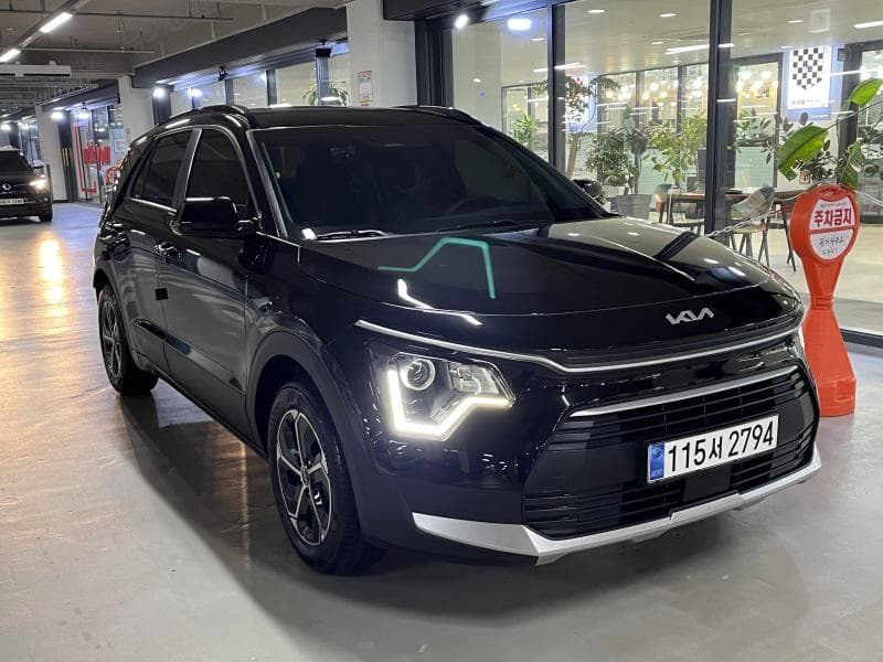 Киа Ди Всеново Ниро 1.6 HEV Престиж - Image 1
