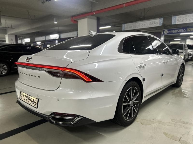Хюндай The New (фейслифт) Grandeur (Azera)2.5 Le Blanc - 2