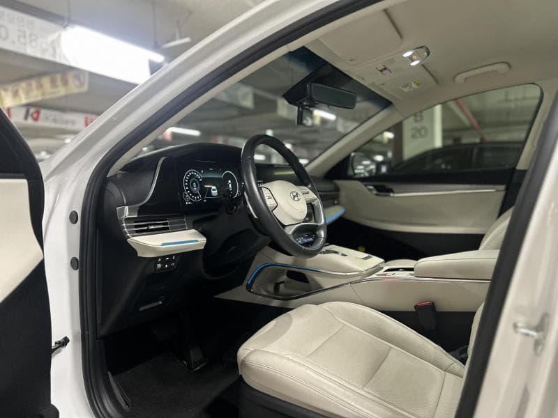 Хюндай The New (фейслифт) Grandeur (Azera)2.5 Le Blanc - 5