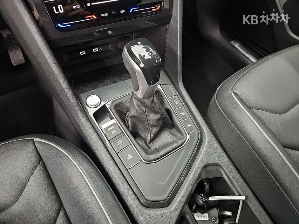 Volkswagen The New (facelift) Tiguan2.0 Turbo Diesel Injection Premium - 8