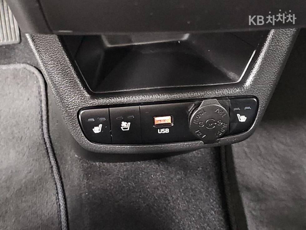 Kia The New (facelift) Kia Ray (van)1.0 Gasoline Prestige - 16