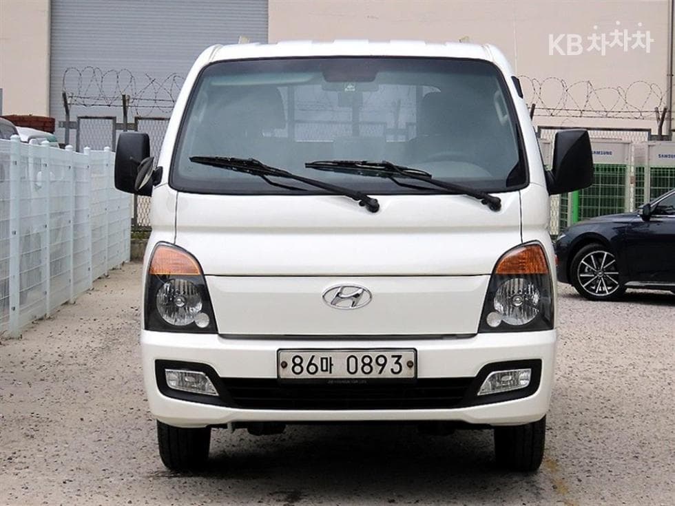 Хюндай Porter 2 Удължено междуосие Super Cab CRDi Smart - Image 1