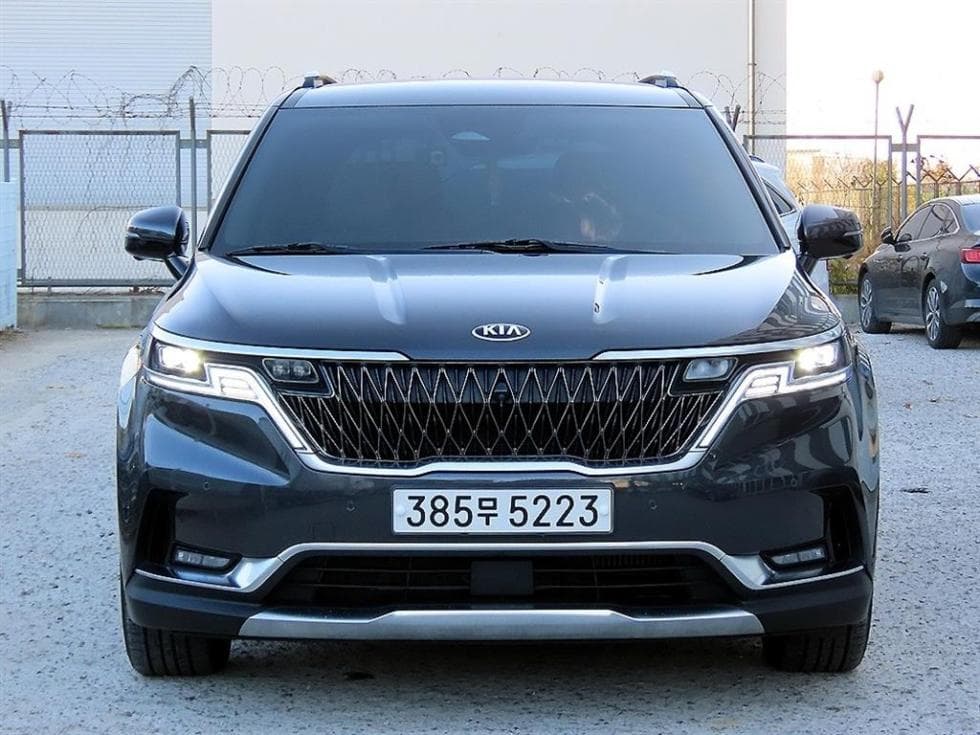 Kia Carnival 4th generationD2.2 7-seater (Limousine) Noblesse