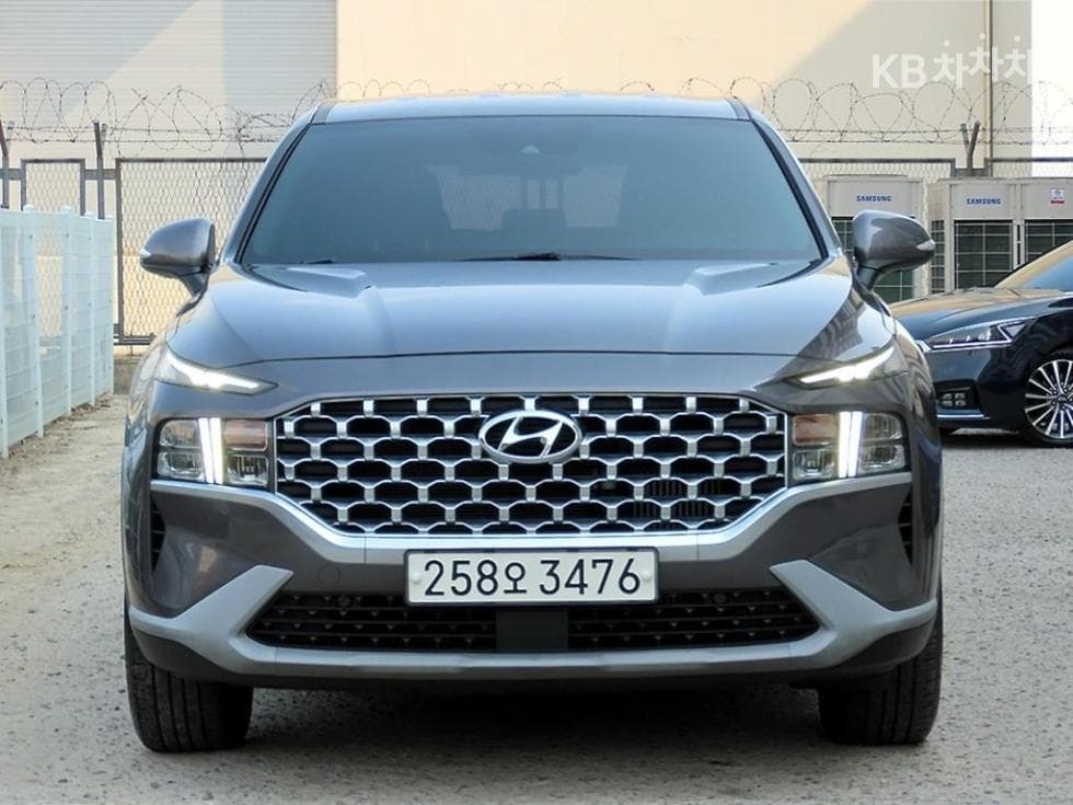 Hyundai The New (facelift) Santa Fe TMDiesel 2.2 2WD Premium 초이스