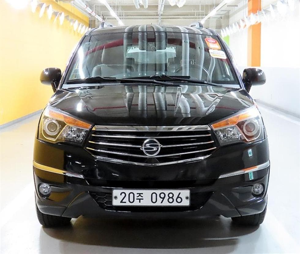 KG Mobility 코란도 투리스모9-seater 4WD TX