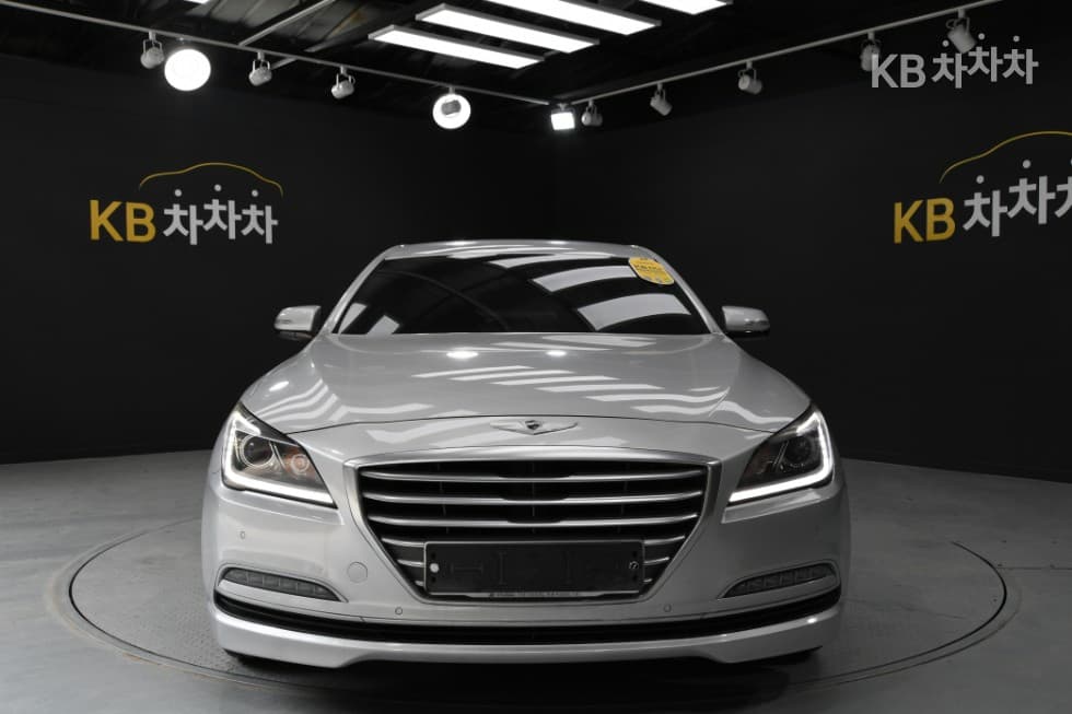 Хюндай ДженезисDHG330 Modern